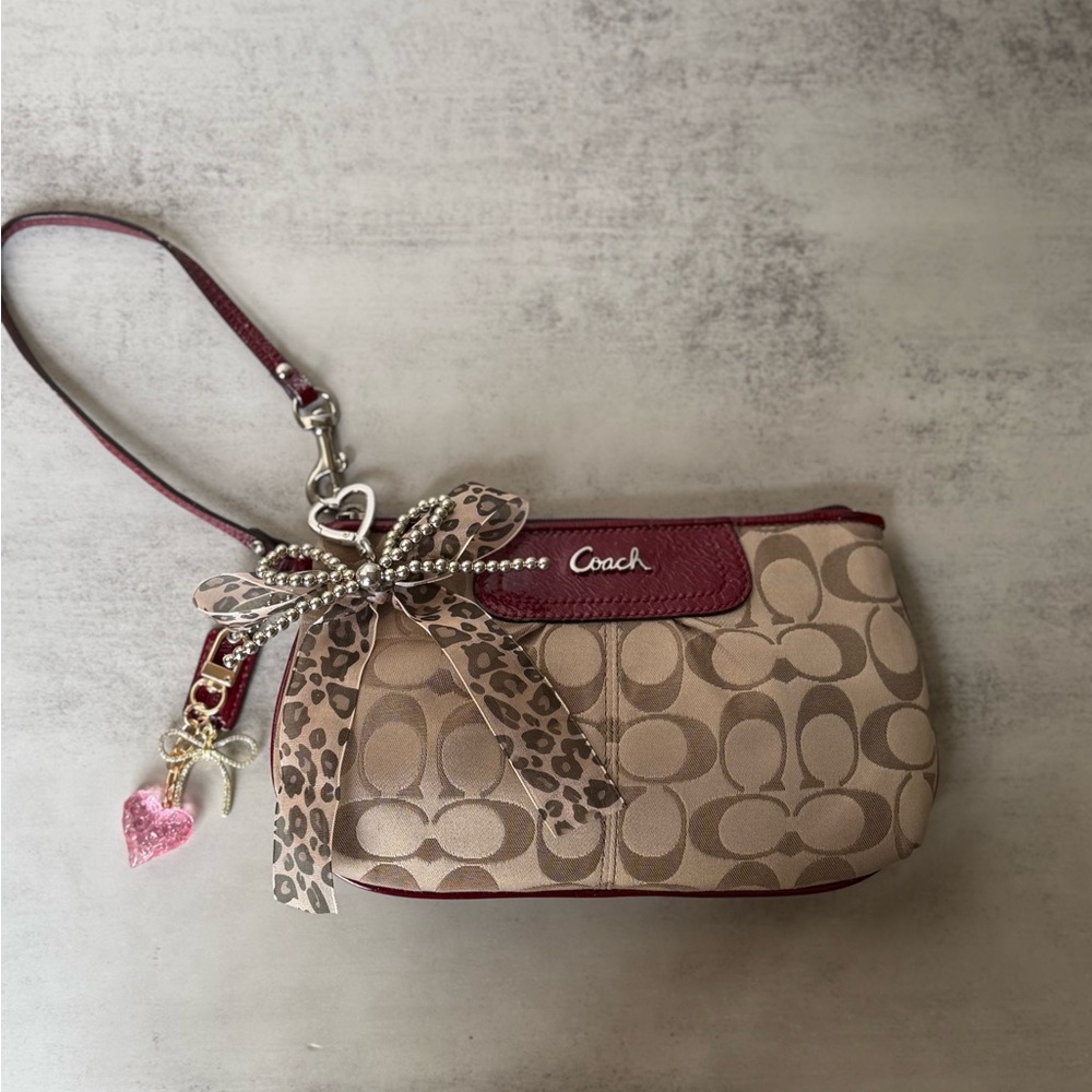Red Ashley Coach Canvas Wristlet ❤️